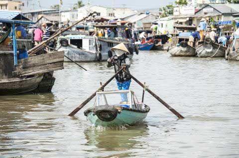 Cai-Rang-floating-market-1-480x317.jpg