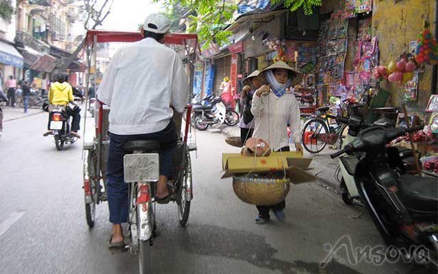 Rickshaw-Hanoi.jpg